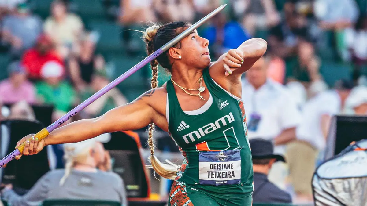 Woman throwing javelin